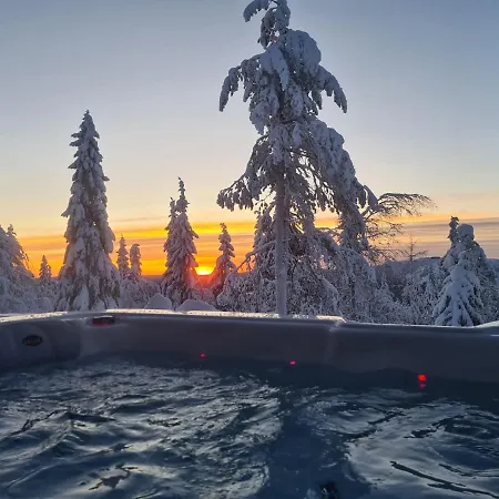 Panoramic Fell View With Hot Tub & Sauna - Pikku-syoetteen Helmi
