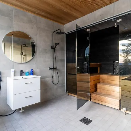 Panoramic Fell View With Hot Tub & Sauna - Pikku-syoetteen Helmi Vila *